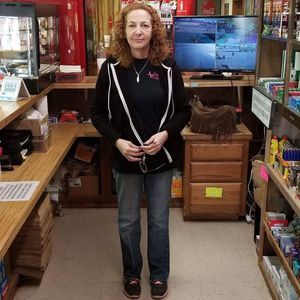 Meet your Posher, Alisa